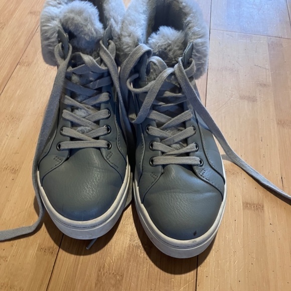 Koolaburra by Ugg SUNDELL FUZZ CHUKKA size 5 - Picture 4 of 7